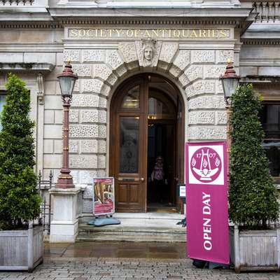 A picture of the entrance to the Society of Antiquaries at Burlington House